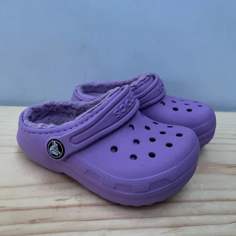 Crocs KIDS' CLASSIC LINED CLOG size 7 C